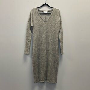 “Socialite” Size Large Long Sleeve Maxi Sweater Dress